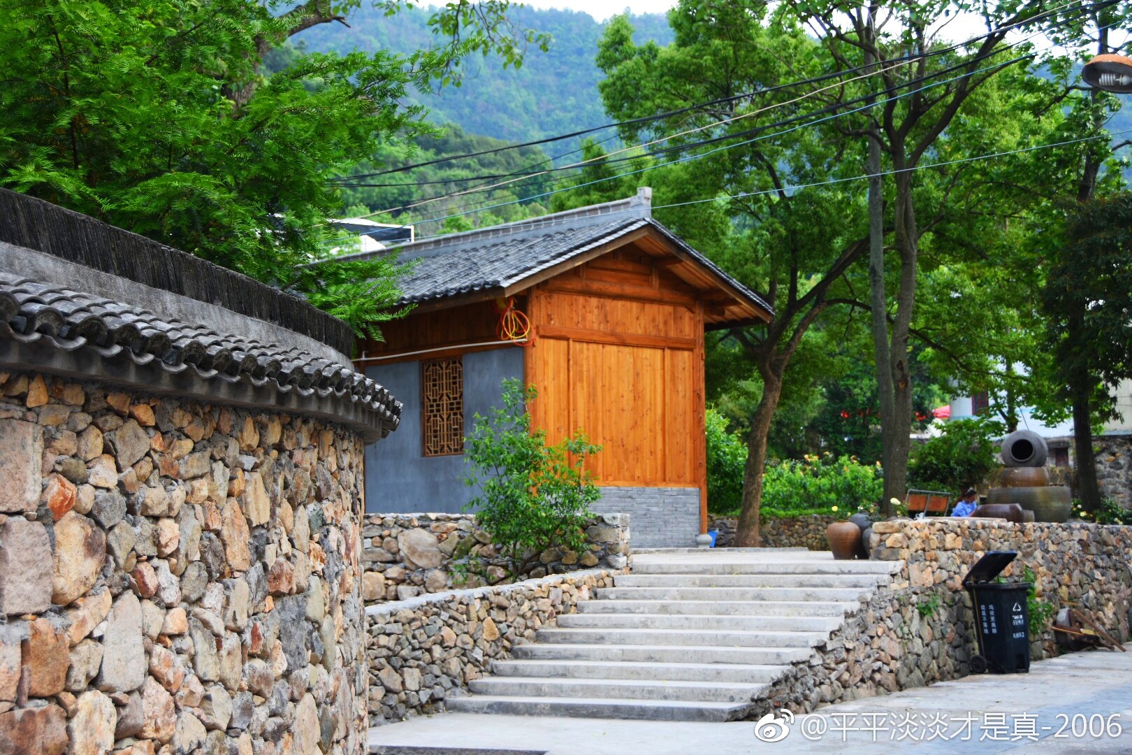 浙江最美乡村坞根坑潘村-—石墙石屋
