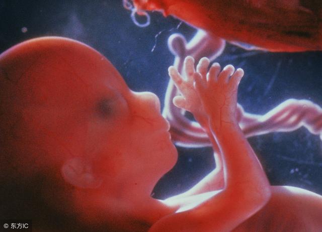 胎膜破裂是引发羊水栓塞最主要的情况,因为没有胎膜的保护,羊水就会