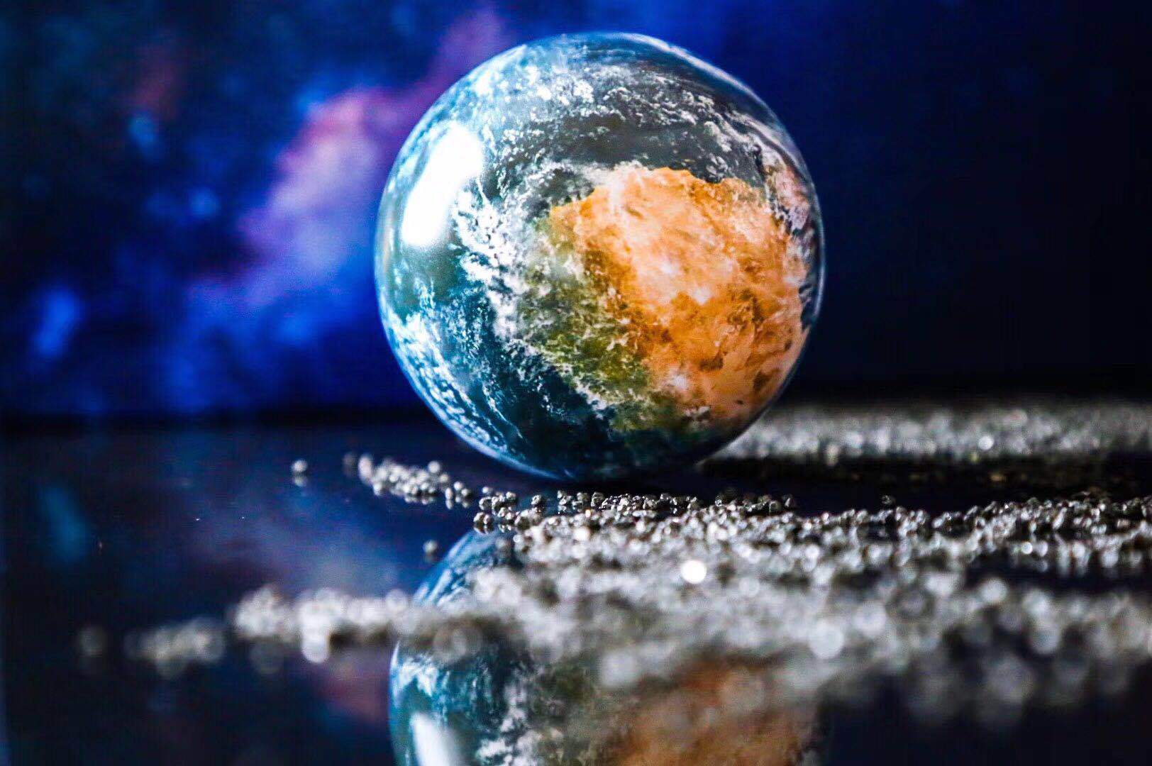 中秋佳节虽然我不能带你去月球,但我能送予你美丽星球