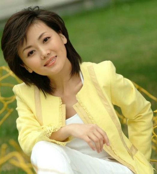 2015年,加盟中央电视台财经频道,主持资讯节目《第一时间》周涛,1968