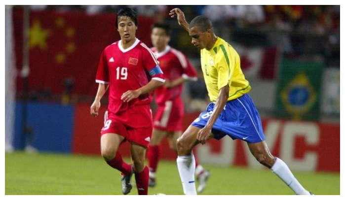 02年国足世界杯阵容有多强?网友:放到现在就是