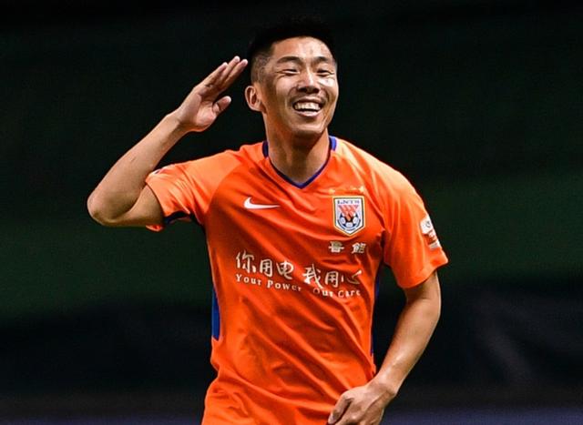 金敬道折戟国足,恐有赛季报销危险,李霄鹏5字回应尽显无奈!