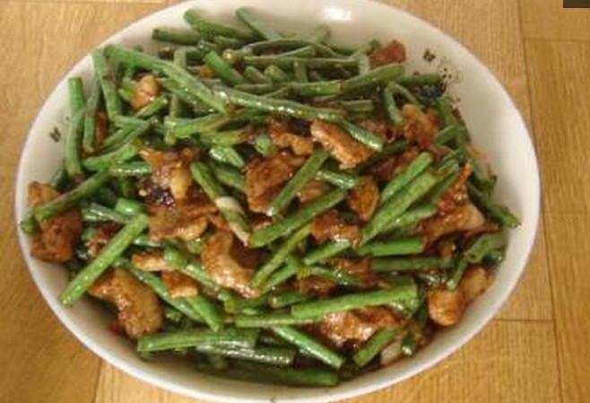 在东北农村平平淡淡的饭菜, 你喜欢吗? 哪个是你的菜?