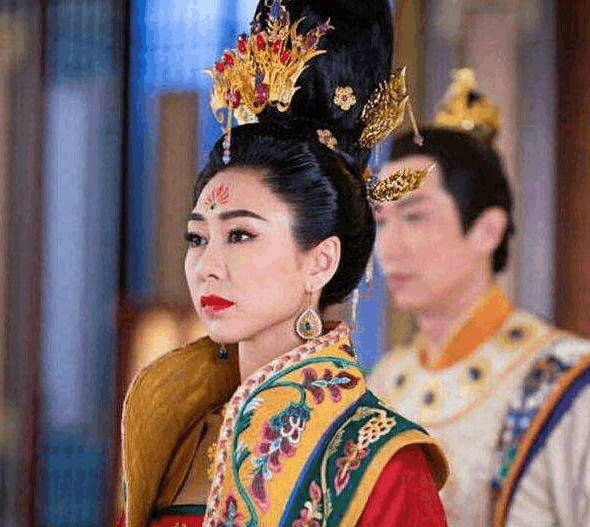 两个人之间的感情还是很好的,李隆基登基以后也封她为皇后,但是王有容