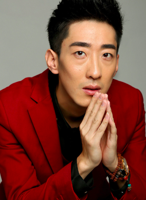 专访网大一哥彭禺厶脚踏实地做演员多领域丰富提升自己