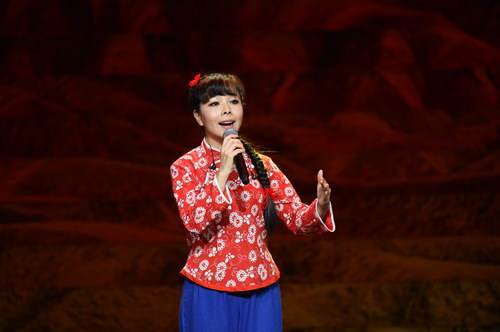 她被毕福剑一手提拔走红,婚后嫁初恋老公被独宠8年,如今仍未育