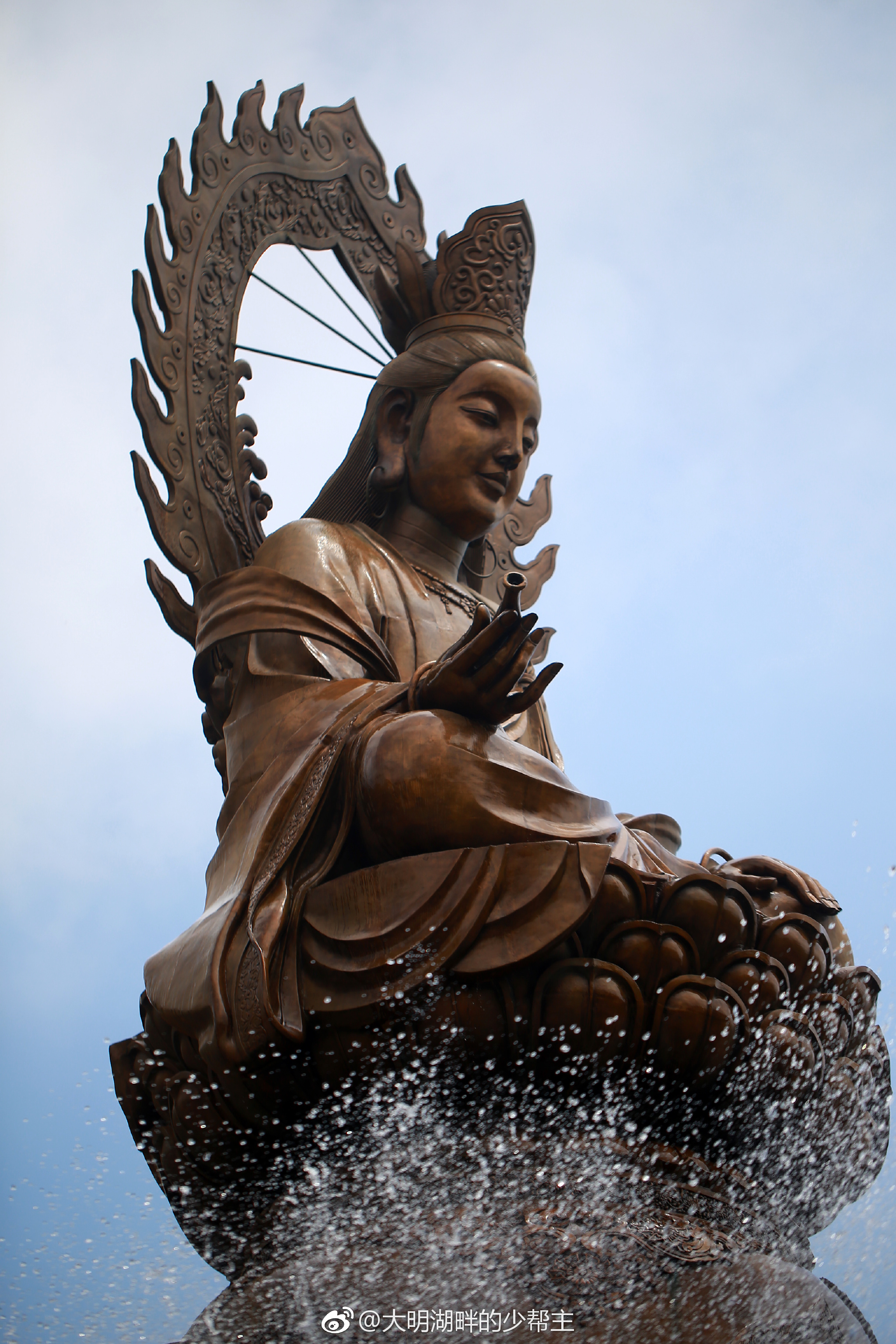 赤山法华院西侧有中国首创,震撼世界的观音动感音乐喷泉广场——极乐