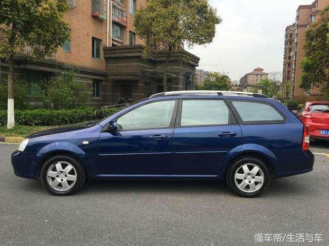 派力奥周末风 后来上海通用又基于韩国大宇生产过凯越旅行版车型.