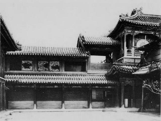 老照片日本写真集里的瀛台光绪皇帝曾在此处祈求医生救自己