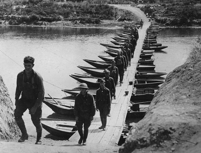 一战中的马恩河战役,德军怒刚英法美,21天伤亡16万士兵