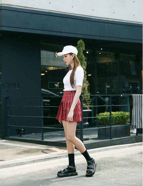 5款适合小个子女生穿的短裙, 显高又减龄!