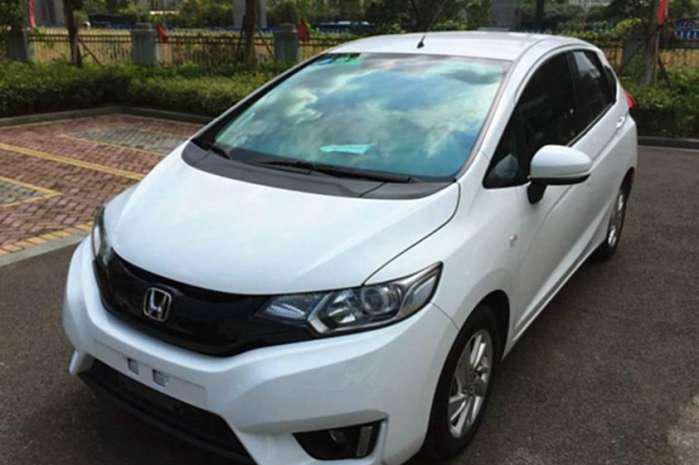 仅售5万元性价比超高本田飞度真是太亲民了