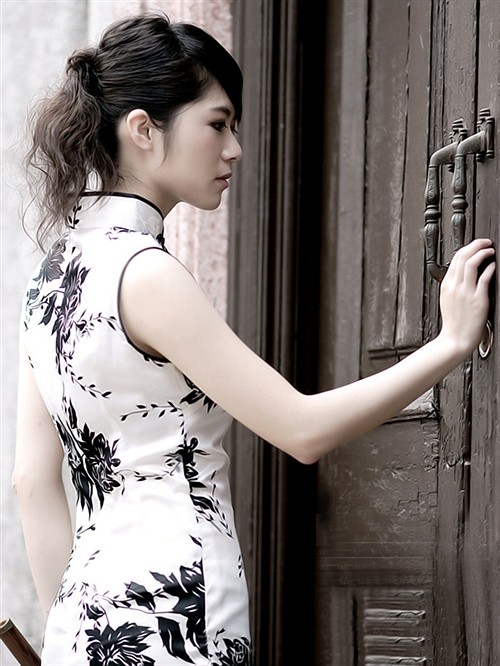 江南水乡旗袍美人你最喜欢哪一个