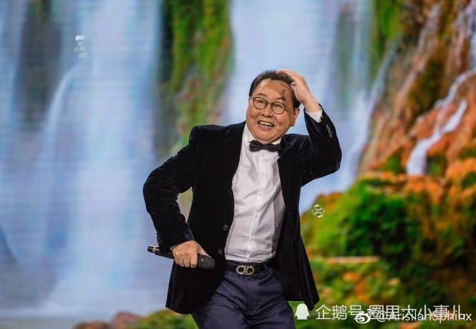 很有精神头,如果他这年龄在农村,那就是一个糟老头了,你喜欢马德华