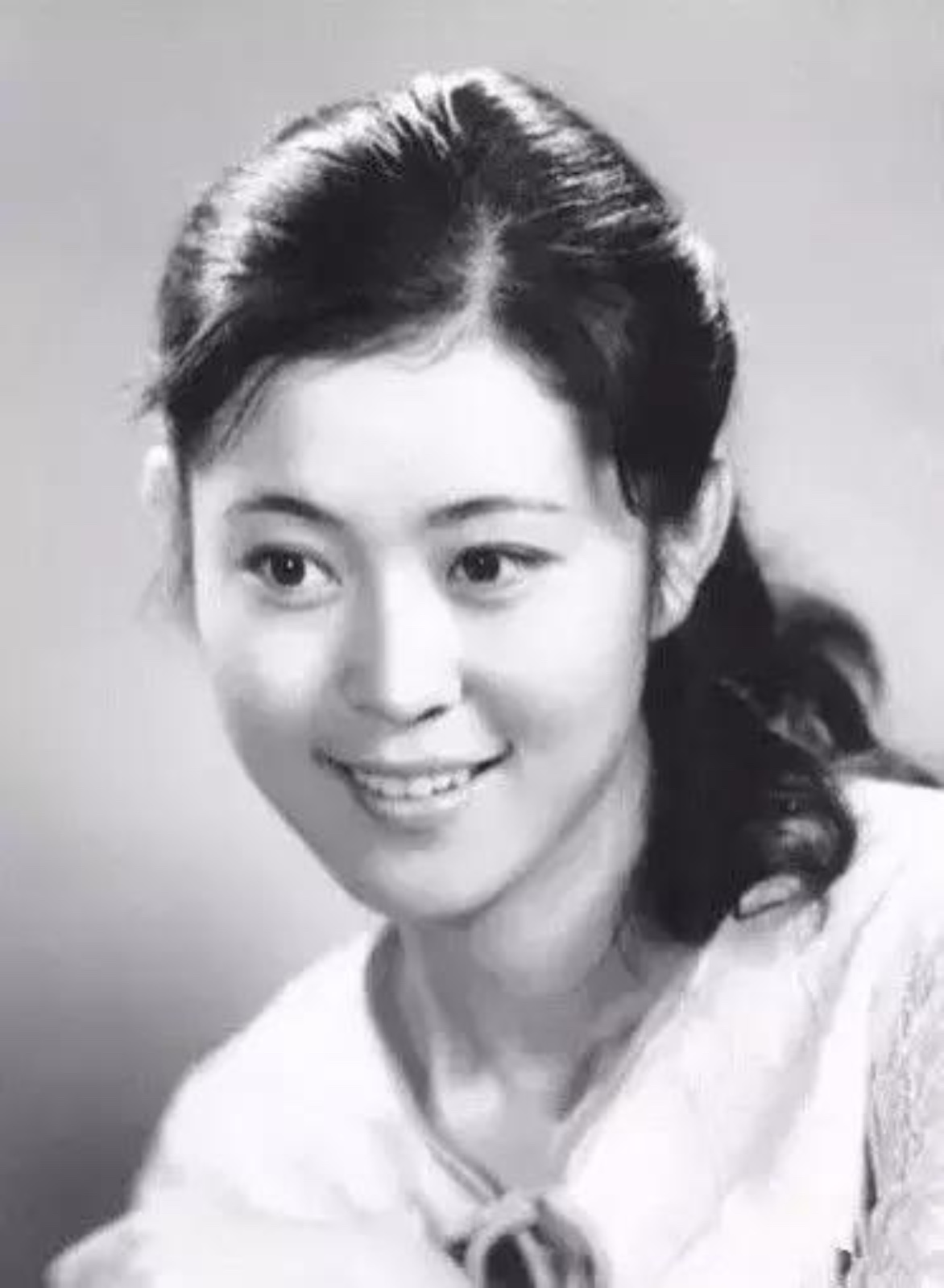 倪萍年轻的时候是这么漂亮,喜欢她吗?|倪萍|时候_新浪新闻