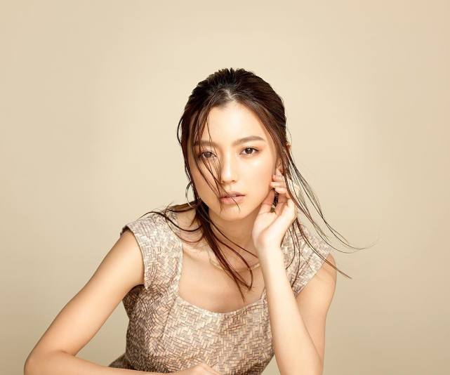 性感与清纯哪面都得掌控