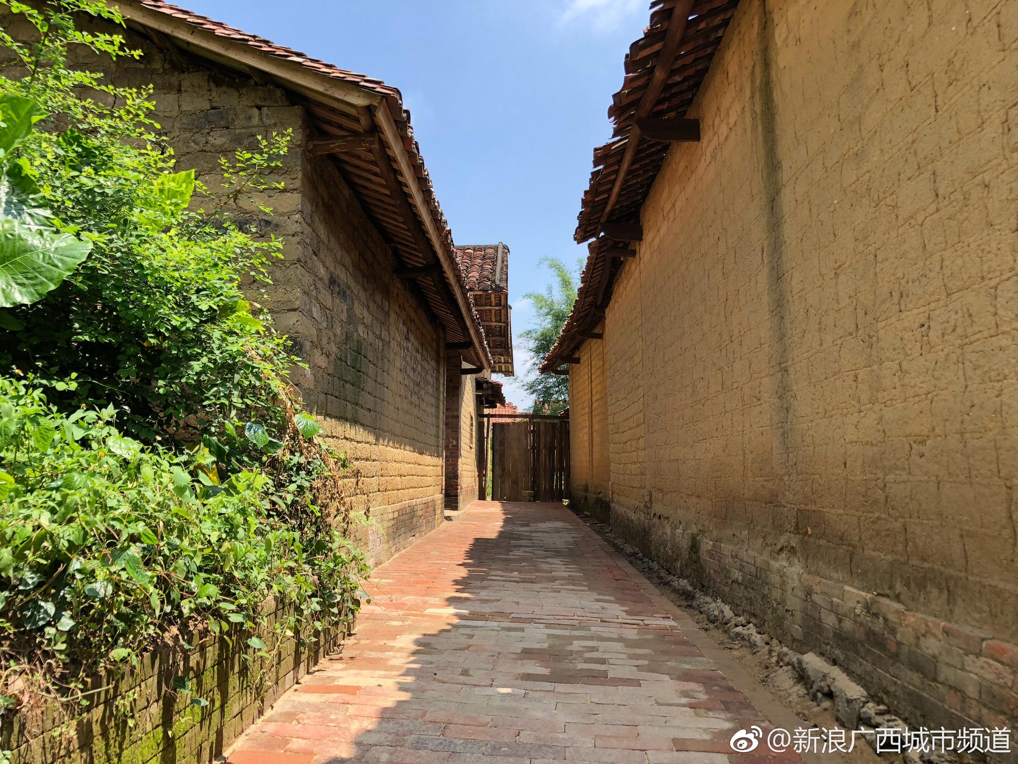 福绵区福绵镇十丈村十丈自然屯位于福绵区西南面,车陂江边上