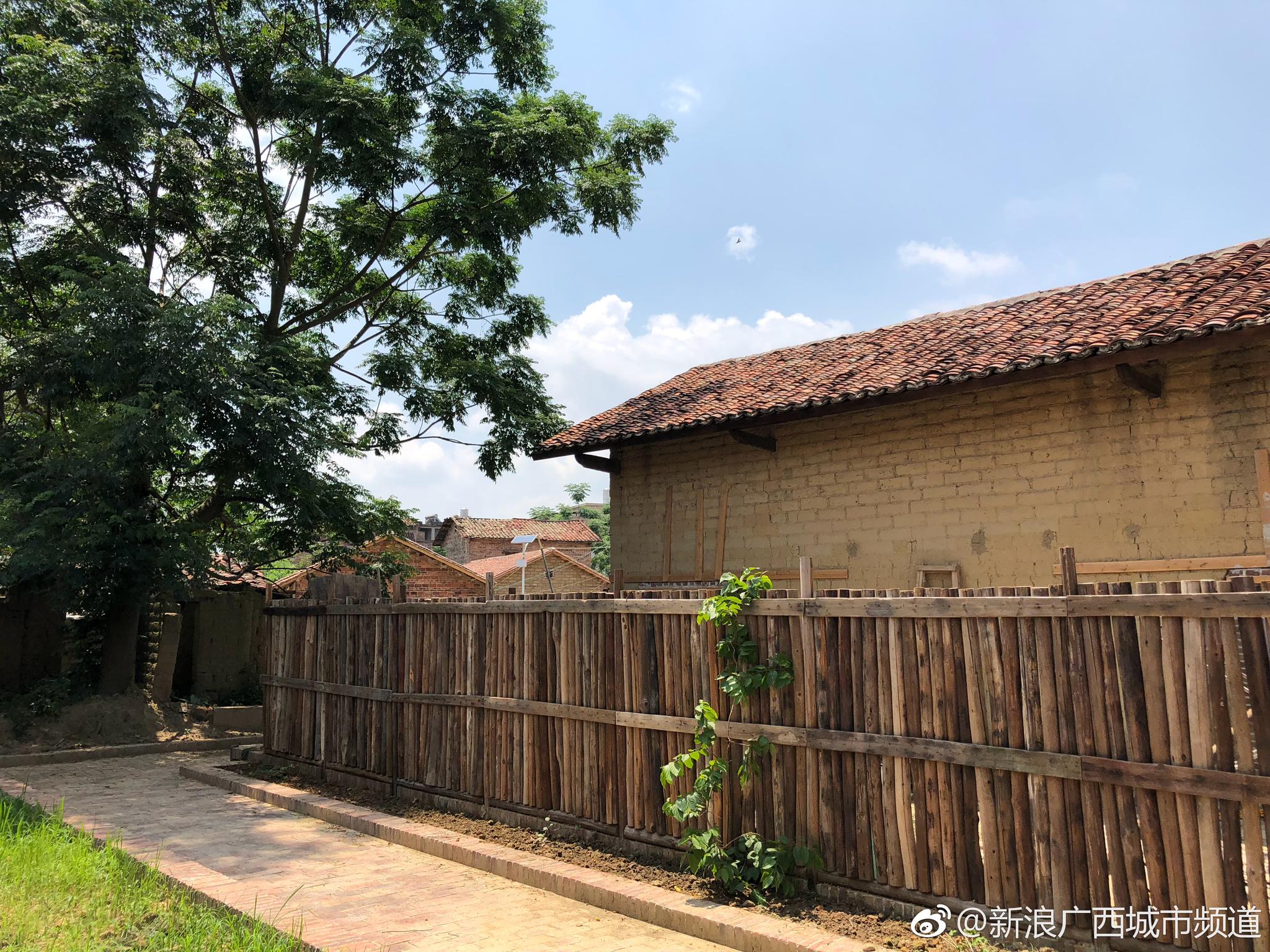 福绵区福绵镇十丈村十丈自然屯位于福绵区西南面,车陂江边上