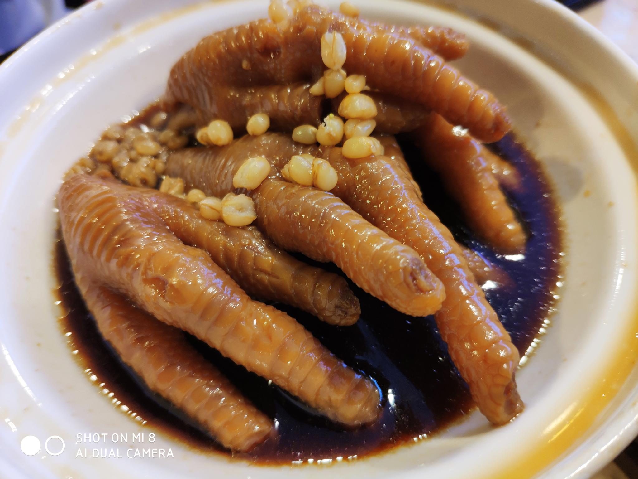 检验手机拍照效果如何就拍拍美食 看看是否会隔着屏幕咽口水就知道了