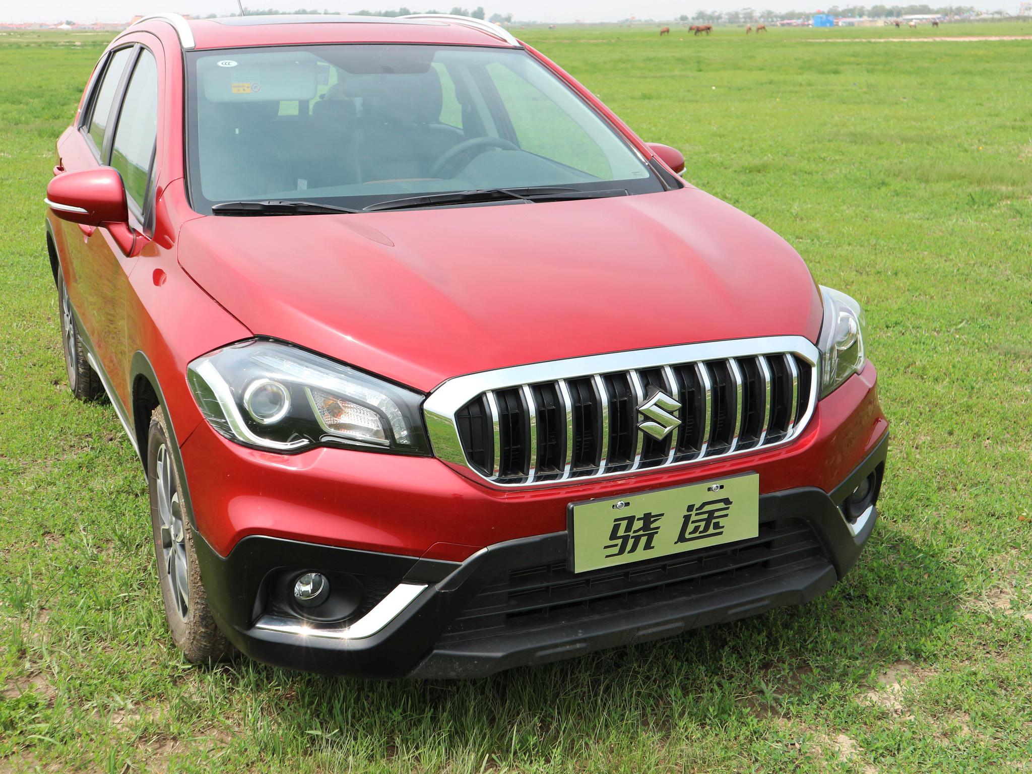 试驾长安铃木骁途 易上手 油耗低的都市suv