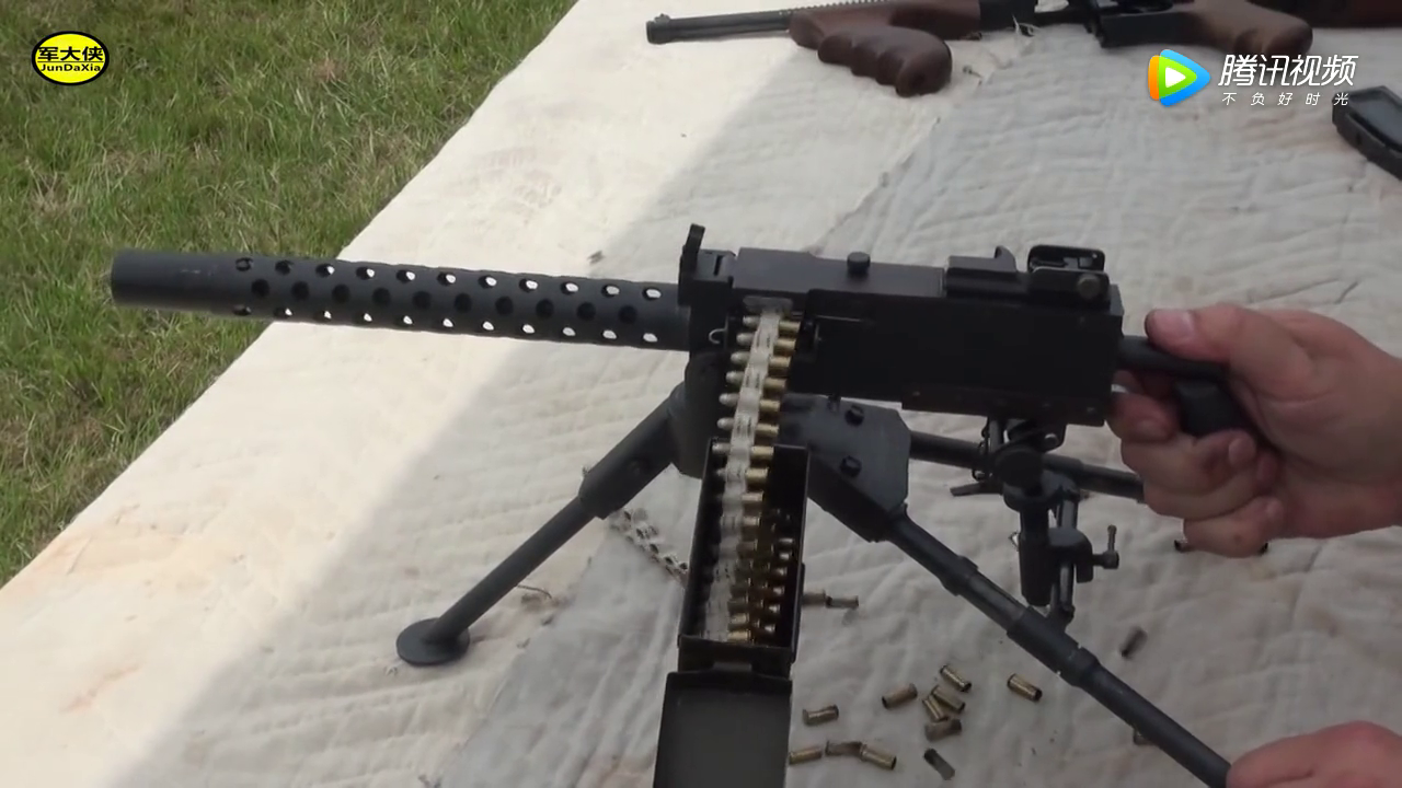 迷你型m2机枪,不要因为口径小就小看它,那样你就错了!