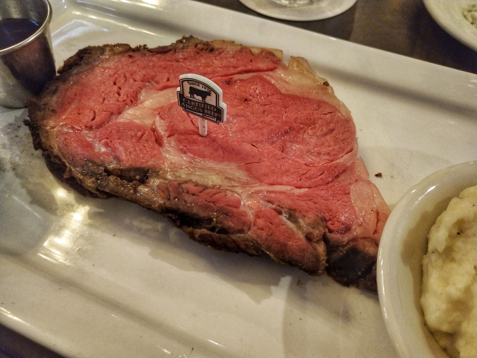 美国德克萨斯人吃肉太吓人了牛排比脸还大