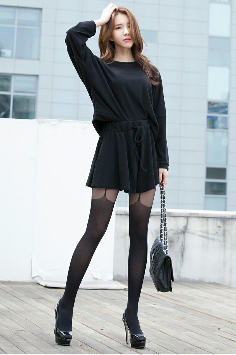 独特的黑袜, 再简单也有时尚感