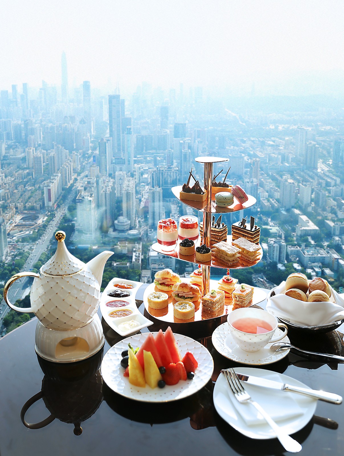 演绎经典,云端传承 深圳瑞吉酒店云端下午茶仪式