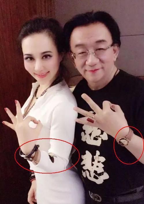 71岁侯耀华陪网红女徒四天四夜,送奢侈礼物和情侣手表,有情况?