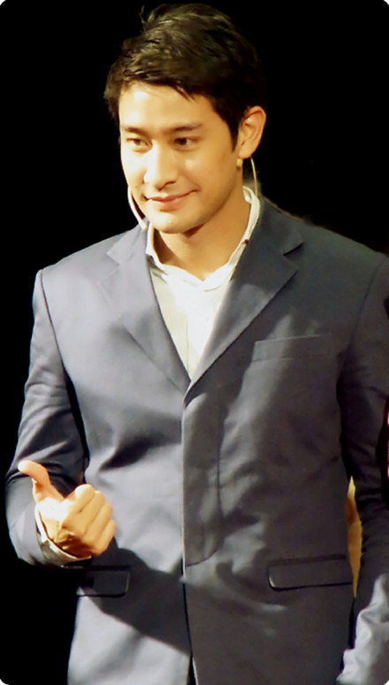 pong和bella出道前家境普通原来泰剧明星成名前的生活是这样