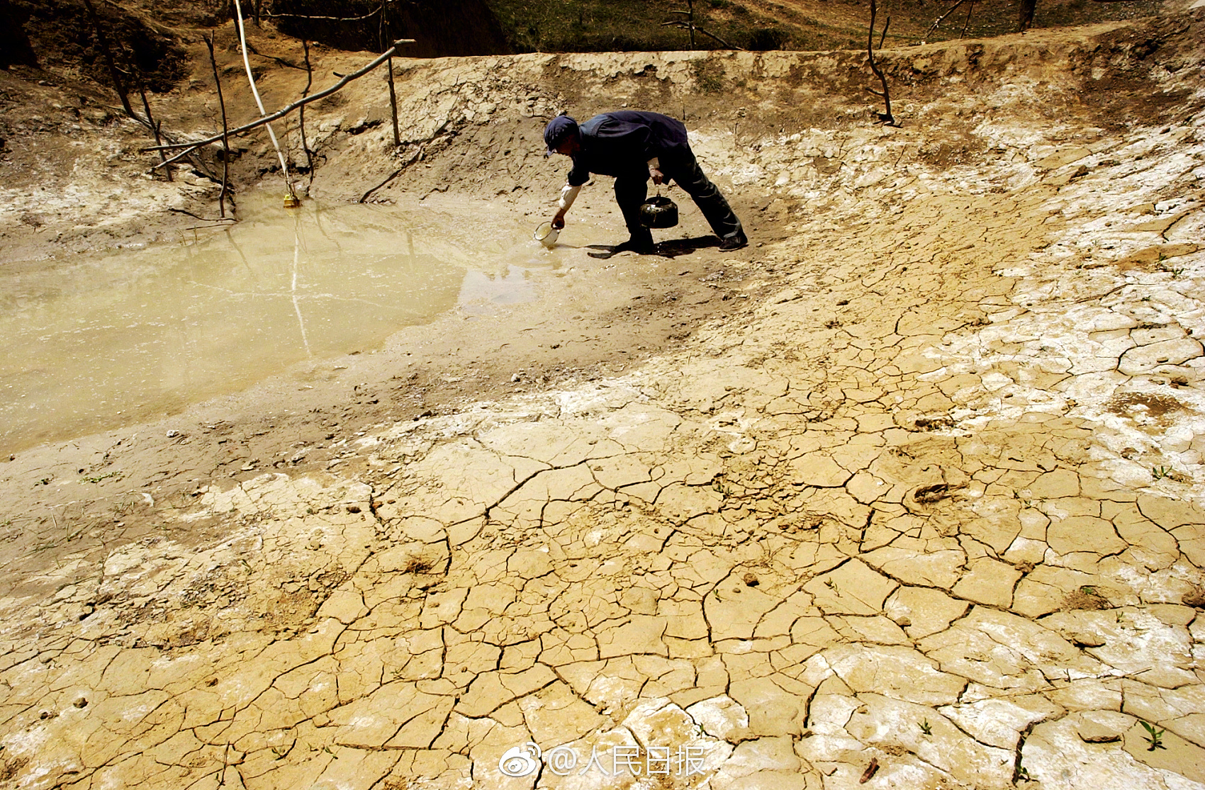 世界防治荒漠化日和干旱日:节约用水,保护环境,一起行动!