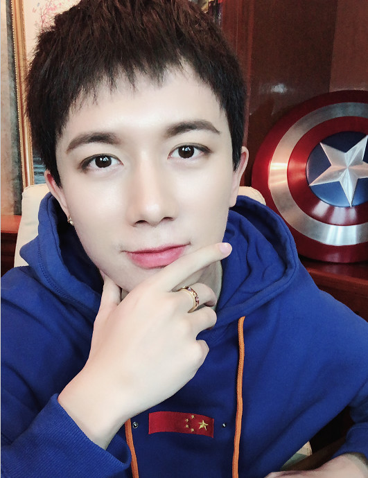 李明霖东山再起,回归快手落石锤?现身快手未屏蔽,520:霸气