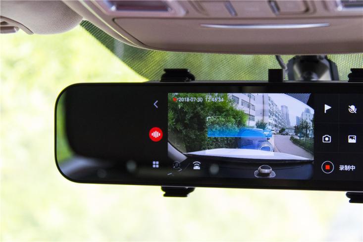开车,娱乐两不误,小米有品开售70迈智能后视镜青春版