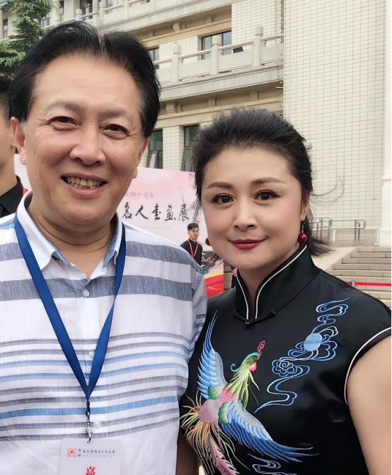 王诗龄比关晓彤还优秀!谢大脚的画让人意外