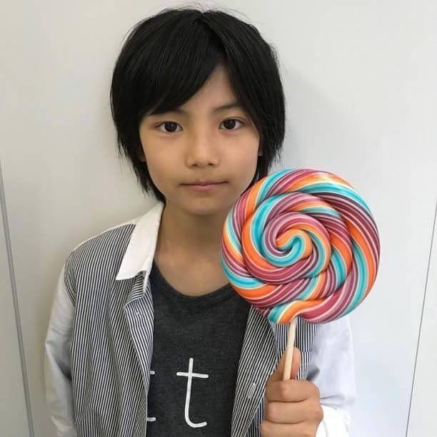 大家去看小偷家族了没热妹要被这小男孩瞬间圈粉了