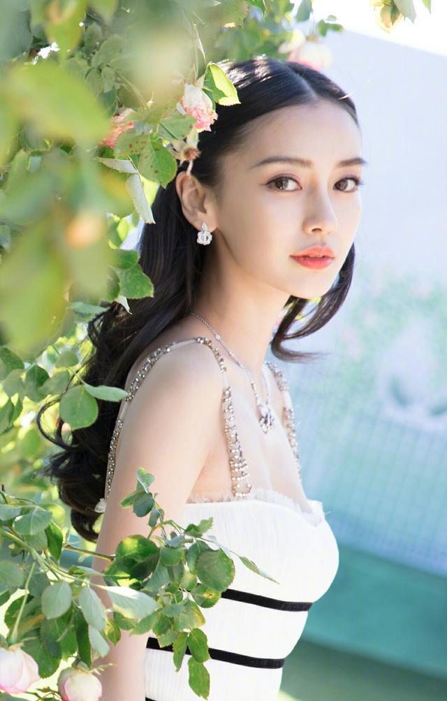 今日壁纸,小仙女要的anglebaby