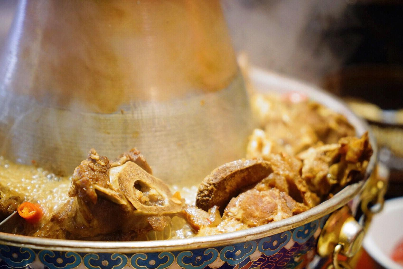 北京很远,这家店很近,宫廷风铜火锅涮羊肉涮涮涮涮不停