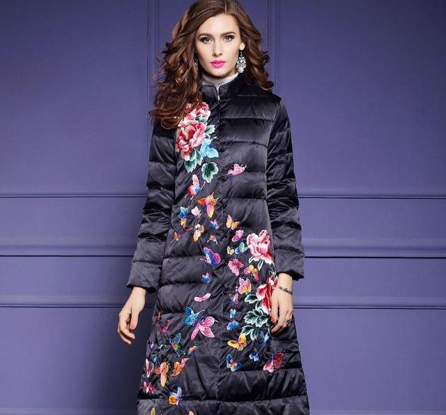 刺绣点燃羽绒服,弥补了季节的遗憾