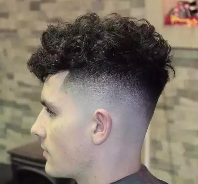 8种型男发型参考,清爽,帅气各种风格任你选!让你回头率激增!