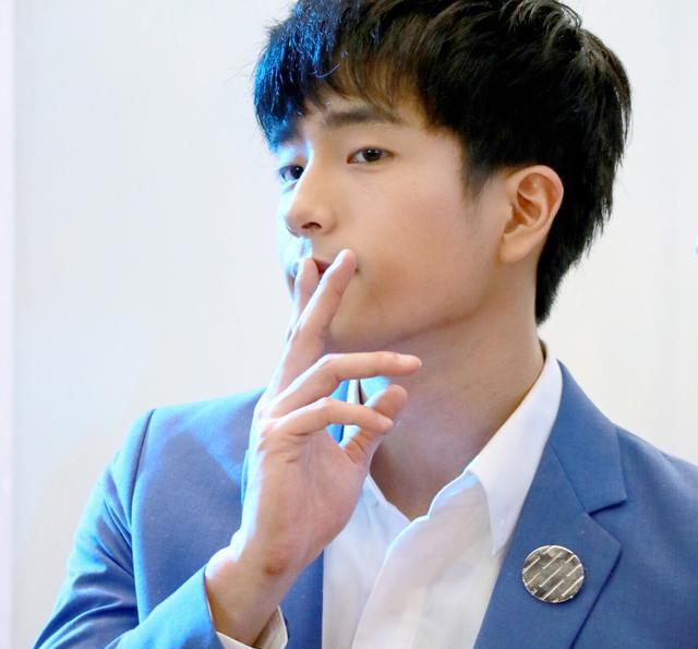 泰国刘昊然,新晋国民弟弟班克最新私房照