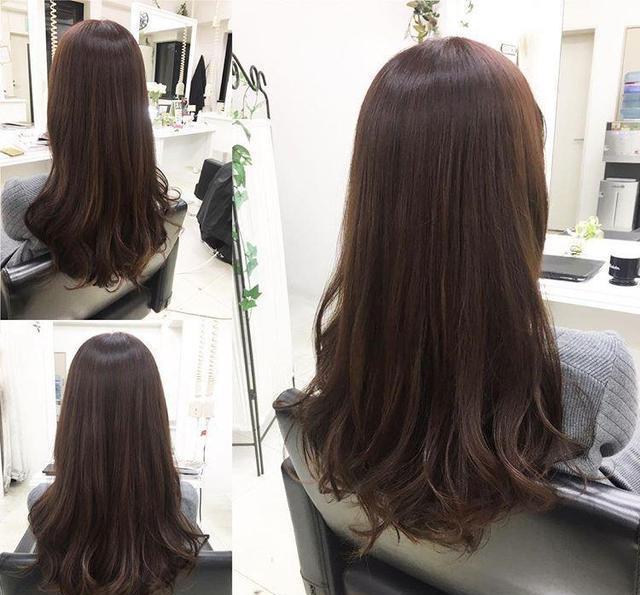 烫发尾的长发发型今年最流行