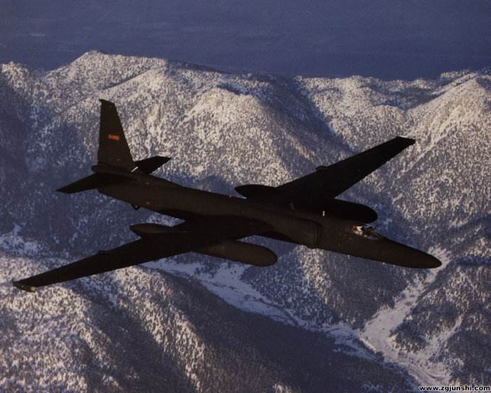 这款侦察机具最快的飞行速度,连导弹无法追击,可在高空来回自如