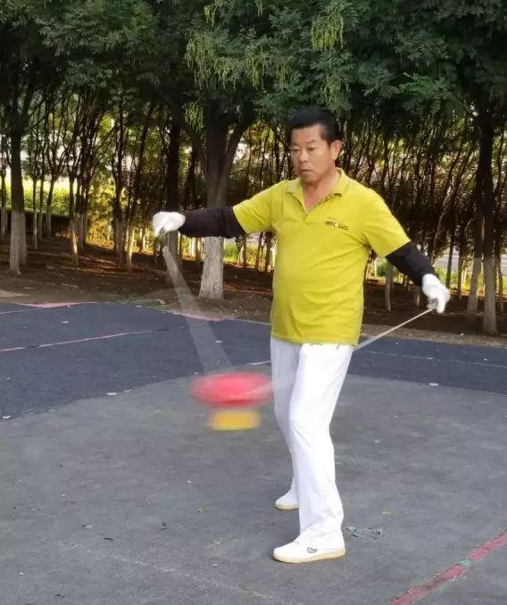 高氏空竹 | “抖”出来的空竹乐趣|空竹|高氏|木轴_新浪新闻
