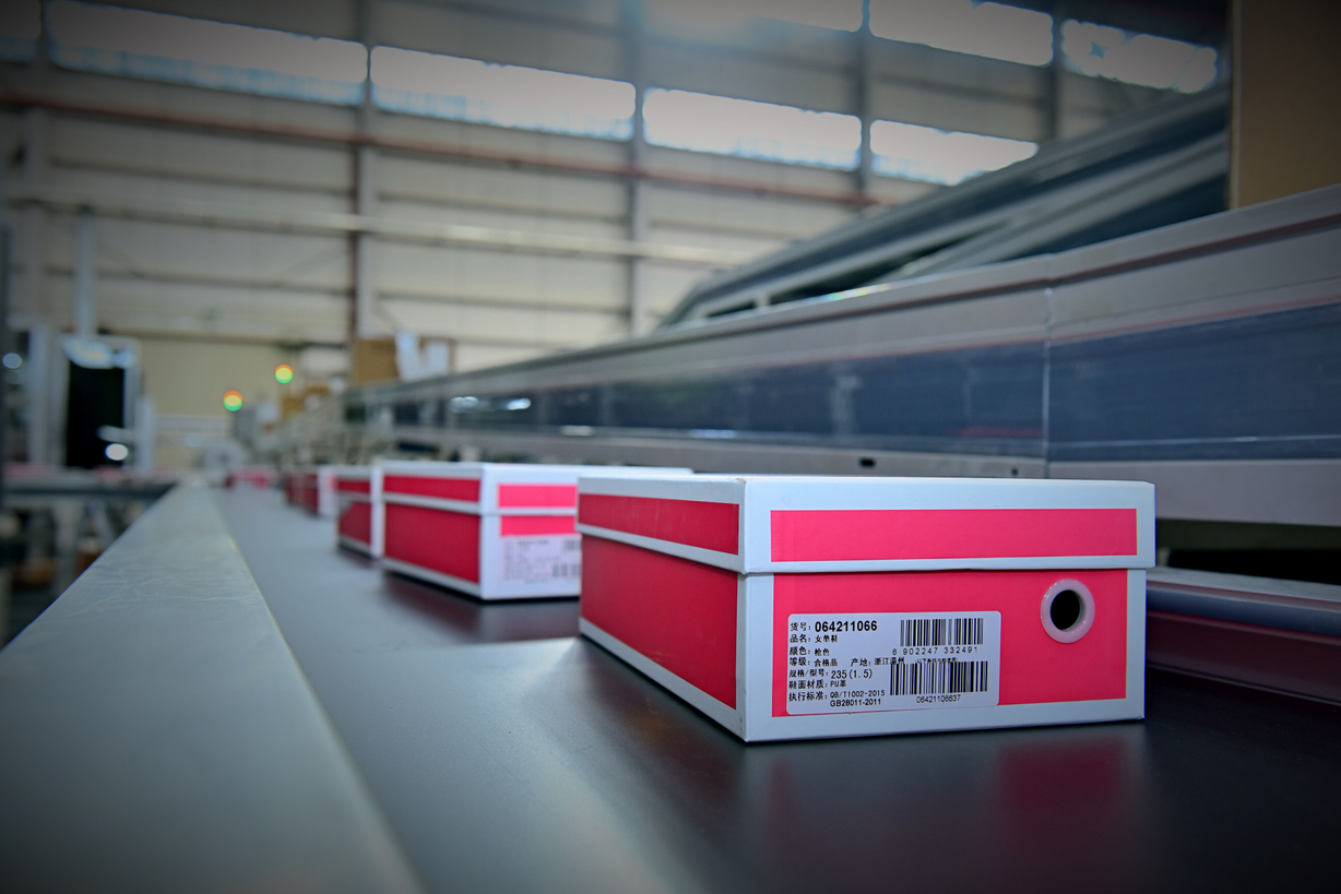 奥康|我愿意|物流_新浪新闻