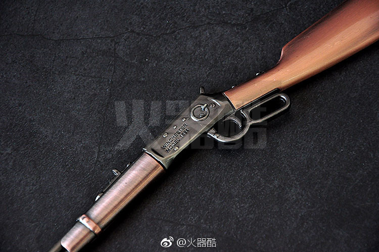 火器酷淘宝店上新 win94杠杆枪小比例模型钥匙扣来啦