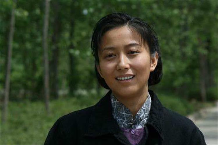 不接雷剧不混圈子,主演《初心》让人赞不绝口|江姐|丁柳元|雷剧_新浪