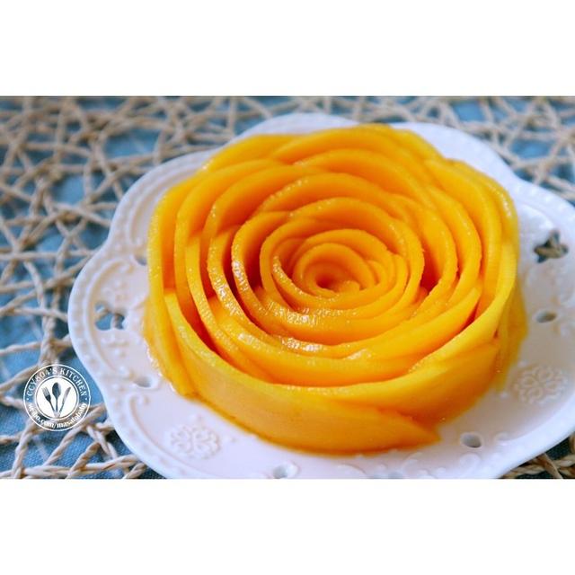 巧切芒果花香甜多汁不仅颜值高味道也是棒棒哒