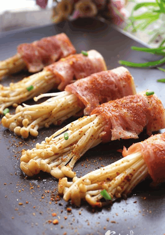 金针培根卷, 最适合炎热天气制作的菜品|金针菇|培根|培根卷_新浪新闻