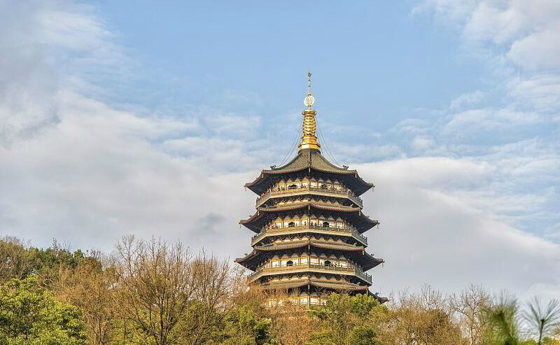 杭州的一个景点,门票仅40元,网友:就是一个重建的,真是太坑人|雷峰塔