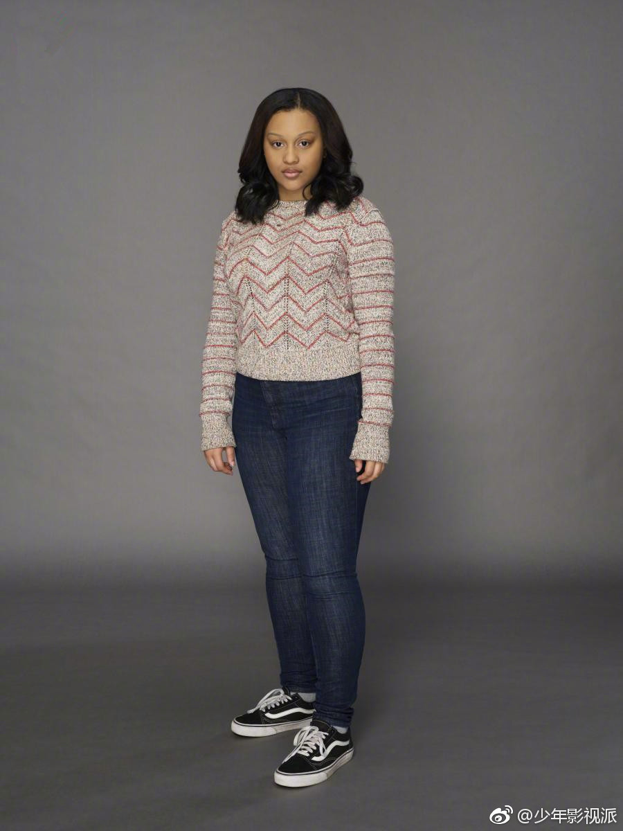 南区小霸王noel fisher的新剧(the red line)定妆照来啦!帅气